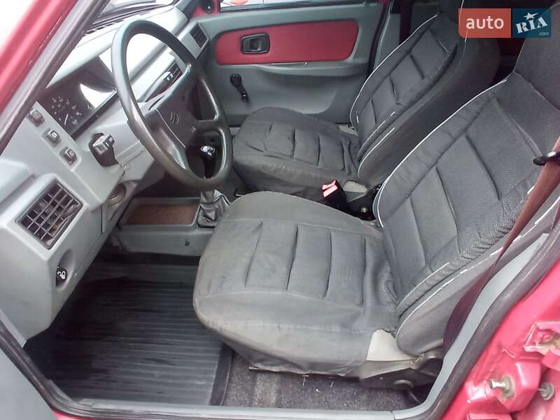 Ліфтбек ЗАЗ 1103 Славута 2002 в Чернівцях