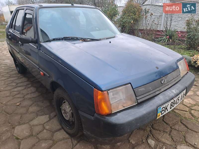 Ліфтбек ЗАЗ 1103 Славута 2005 в Рівному