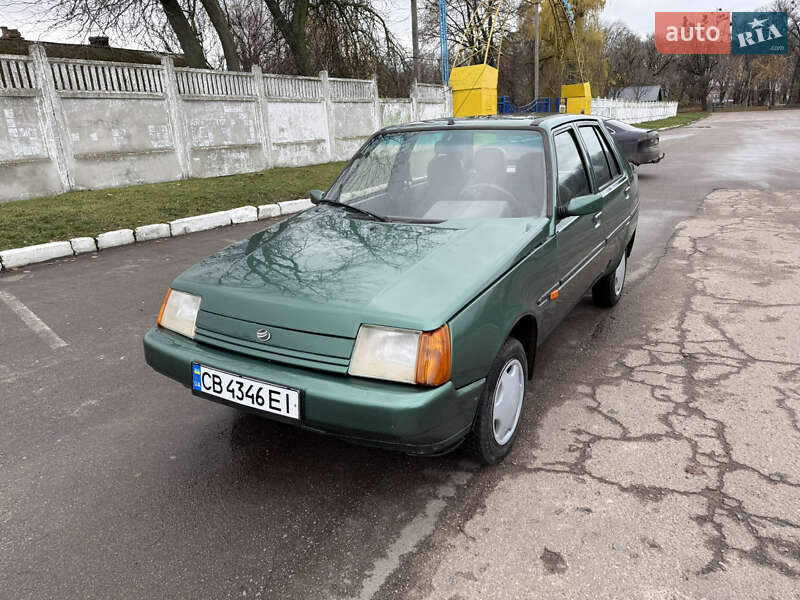 Лифтбек ЗАЗ 1103 Славута 2006 в Прилуках