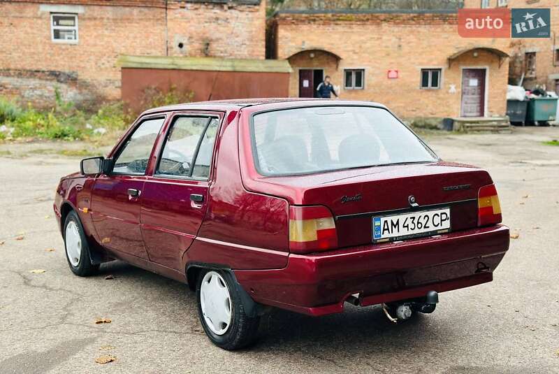 Ліфтбек ЗАЗ 1103 Славута 2001 в Житомирі