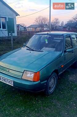 Ліфтбек ЗАЗ 1103 Славута 2005 в Миронівці