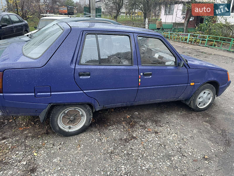 Лифтбек ЗАЗ 1103 Славута 2003 в Золотоноше фото 2 Лифтбек ЗАЗ 1103 Славута 2003 в Золотоноше