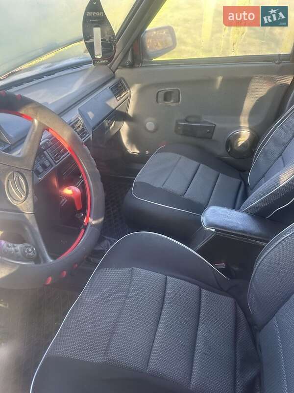 Ліфтбек ЗАЗ 1103 Славута 2001 в Запоріжжі фото 6 Ліфтбек ЗАЗ 1103 Славута 2001 в Запоріжжі