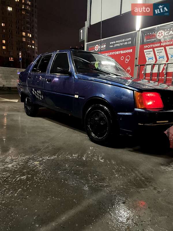 ЗАЗ 1103 Славута 2004