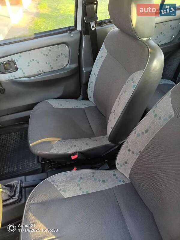 Лифтбек ЗАЗ 1103 Славута 2003 в Банилове фото 11 Лифтбек ЗАЗ 1103 Славута 2003 в Банилове