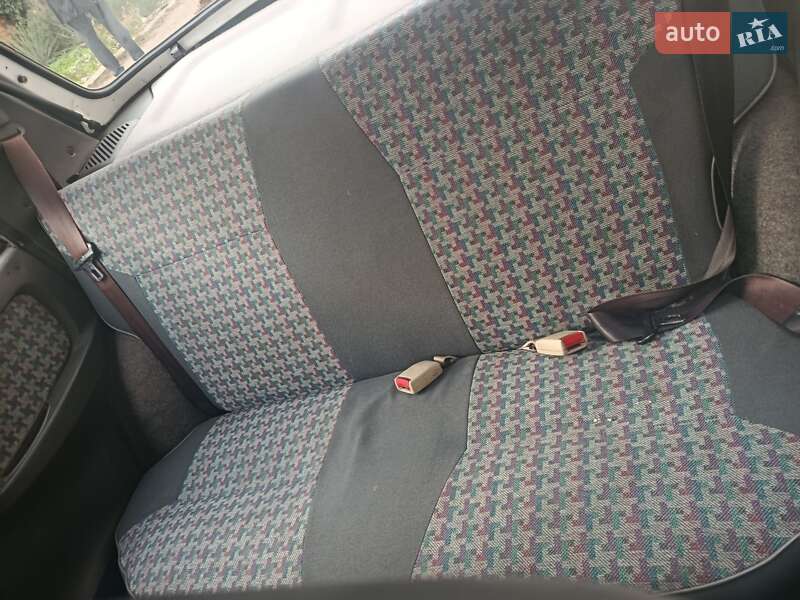 Лифтбек ЗАЗ 1103 Славута 2003 в Запорожье фото 4 Лифтбек ЗАЗ 1103 Славута 2003 в Запорожье