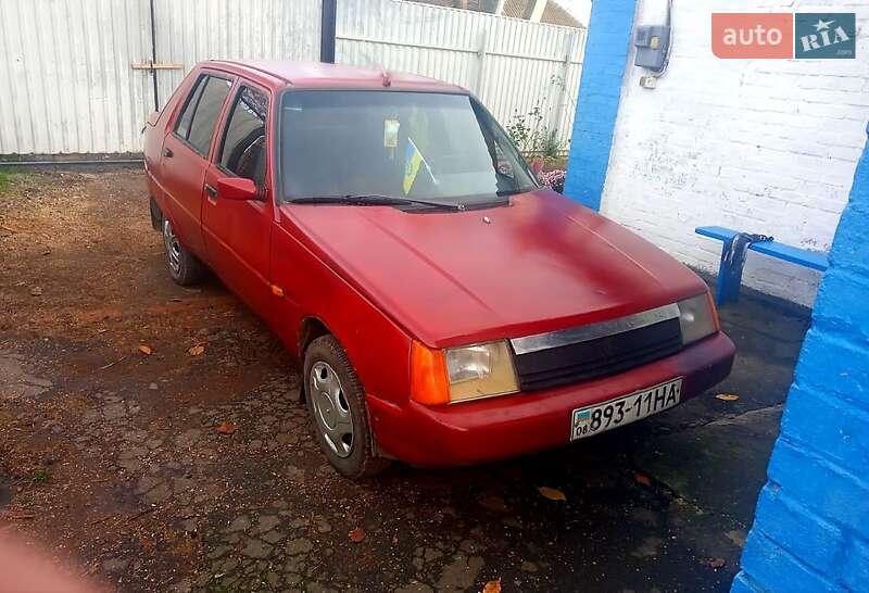 Лифтбек ЗАЗ 1103 Славута 1999 в Ватутино фото 9 Лифтбек ЗАЗ 1103 Славута 1999 в Ватутино
