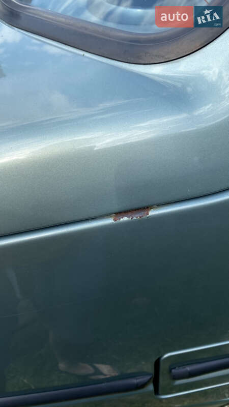 Лифтбек ЗАЗ 1103 Славута 2006 в Порогах