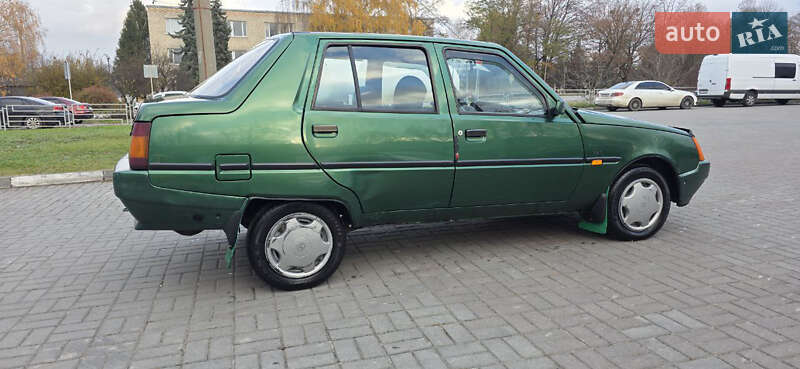 Лифтбек ЗАЗ 1103 Славута 2003 в Тернополе