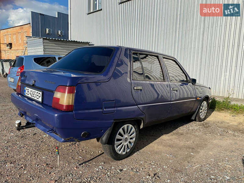 Лифтбек ЗАЗ 1103 Славута 2002 в Варве фото 3 Лифтбек ЗАЗ 1103 Славута 2002 в Варве