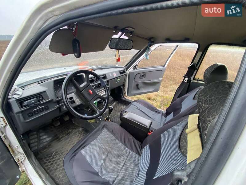 Лифтбек ЗАЗ 1103 Славута 2005 в Киеве