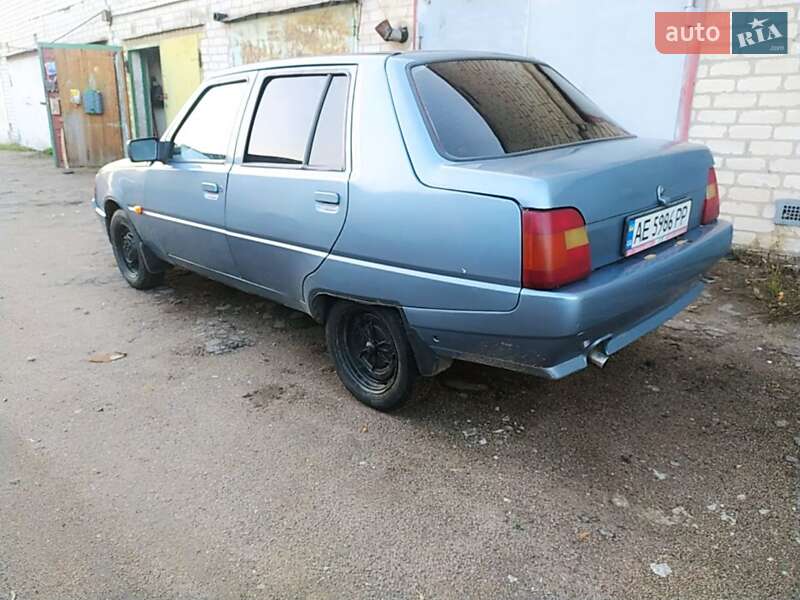 Ліфтбек ЗАЗ 1103 Славута 2009 в Дніпрі