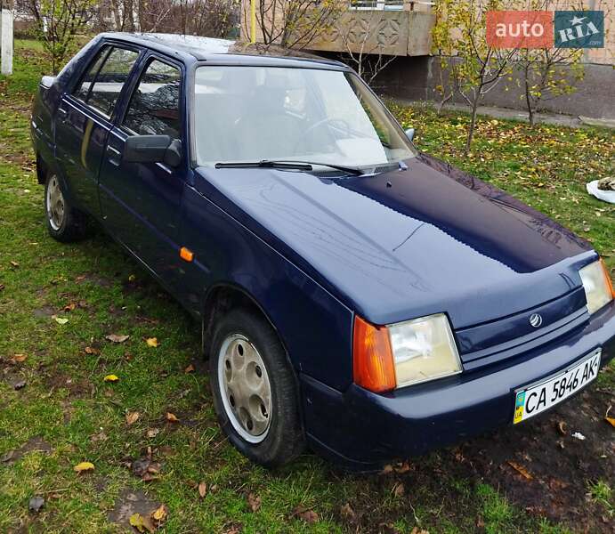 Лифтбек ЗАЗ 1103 Славута 2007 в Чернобае