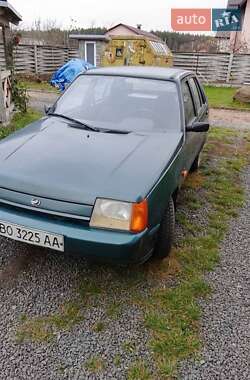 Лифтбек ЗАЗ 1103 Славута 2004 в Житомире