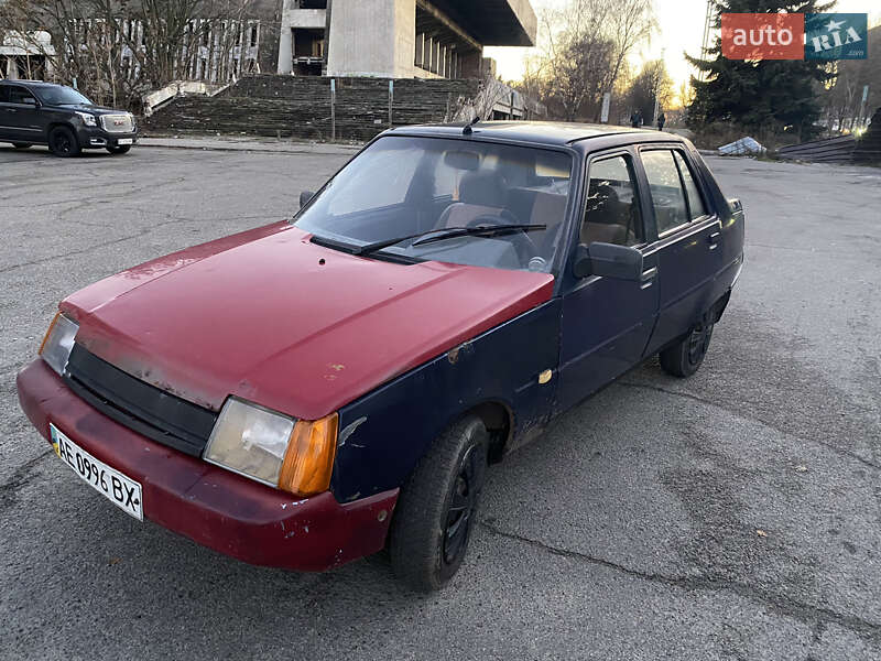 Ліфтбек ЗАЗ 1103 Славута 2000 в Дніпрі