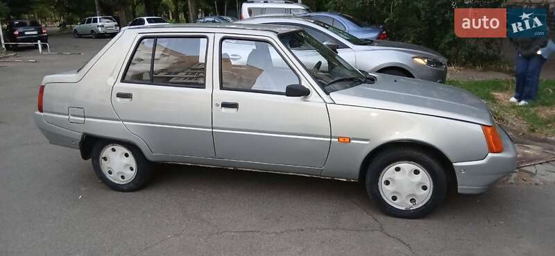 Ліфтбек ЗАЗ 1103 Славута 2006 в Одесі