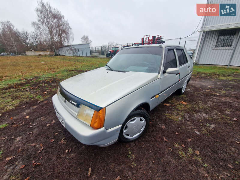 Ліфтбек ЗАЗ 1103 Славута 2005 в Ромнах