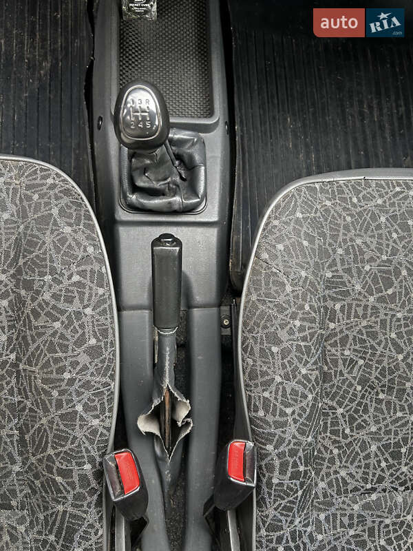 Лифтбек ЗАЗ 1103 Славута 2004 в Житомире