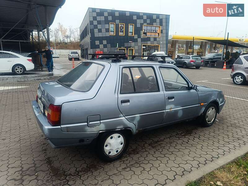 Ліфтбек ЗАЗ 1103 Славута 2006 в Києві