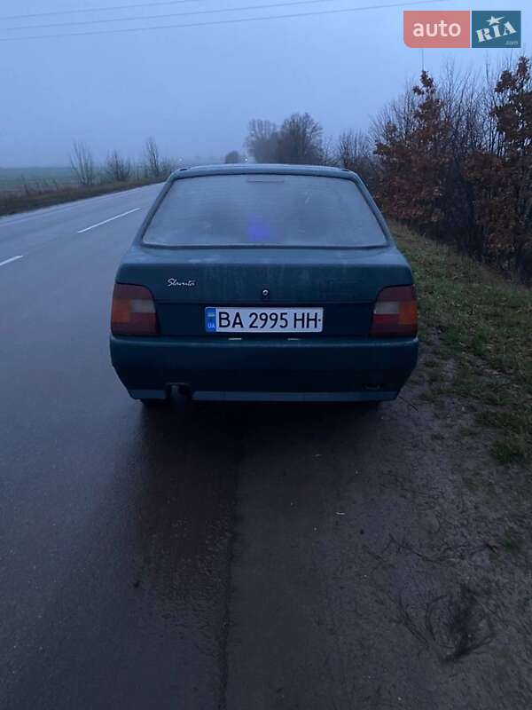 Ліфтбек ЗАЗ 1103 Славута 2004 в Ічні