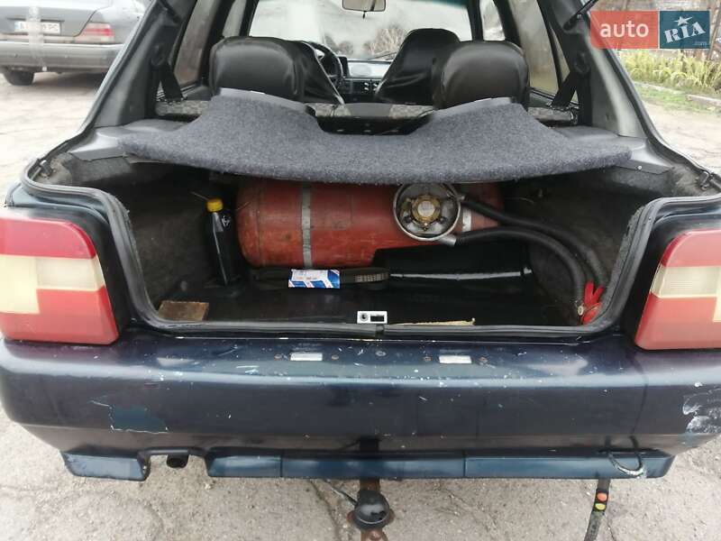 Ліфтбек ЗАЗ 1103 Славута 2001 в Запоріжжі