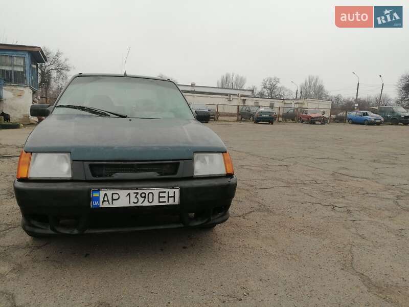 Ліфтбек ЗАЗ 1103 Славута 2001 в Запоріжжі