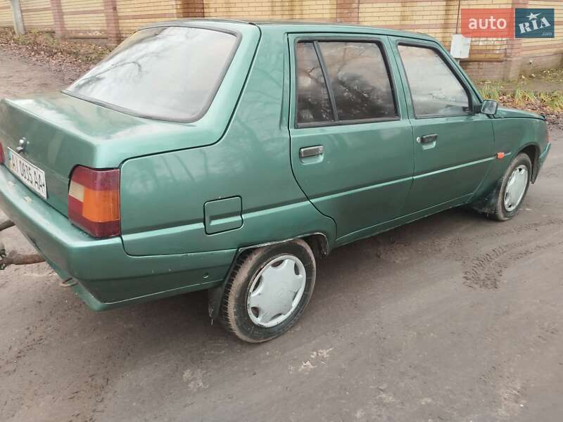 Ліфтбек ЗАЗ 1103 Славута 2004 в Києві фото 7 Ліфтбек ЗАЗ 1103 Славута 2004 в Києві