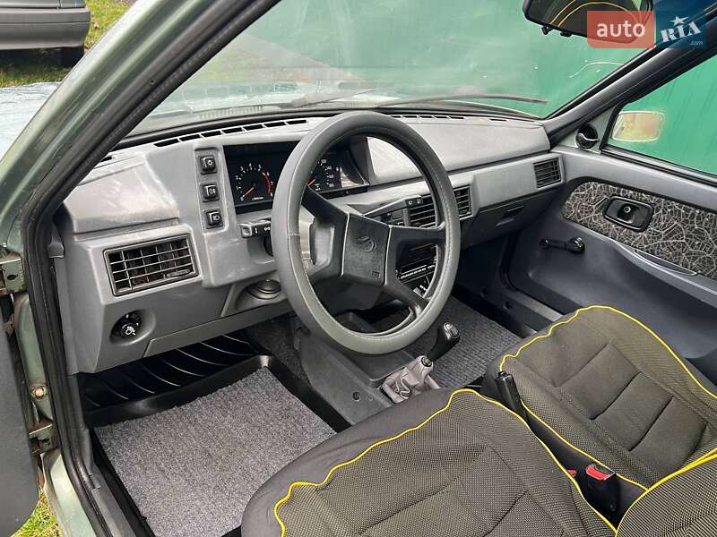 Ліфтбек ЗАЗ 1103 Славута 2006 в Києві