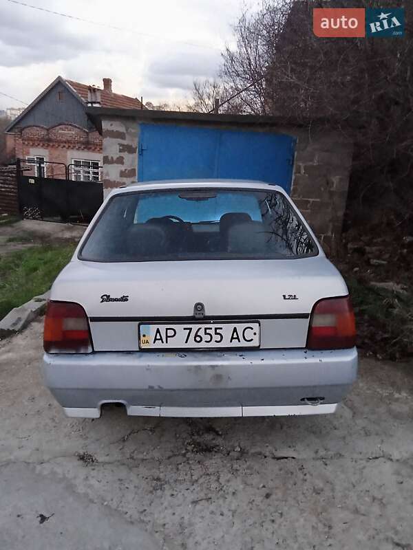 Лифтбек ЗАЗ 1103 Славута 2005 в Запорожье фото 6 Лифтбек ЗАЗ 1103 Славута 2005 в Запорожье