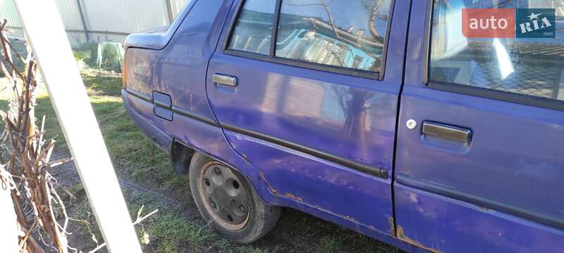 Лифтбек ЗАЗ 1103 Славута 2003 в Полонном фото 5 Лифтбек ЗАЗ 1103 Славута 2003 в Полонном