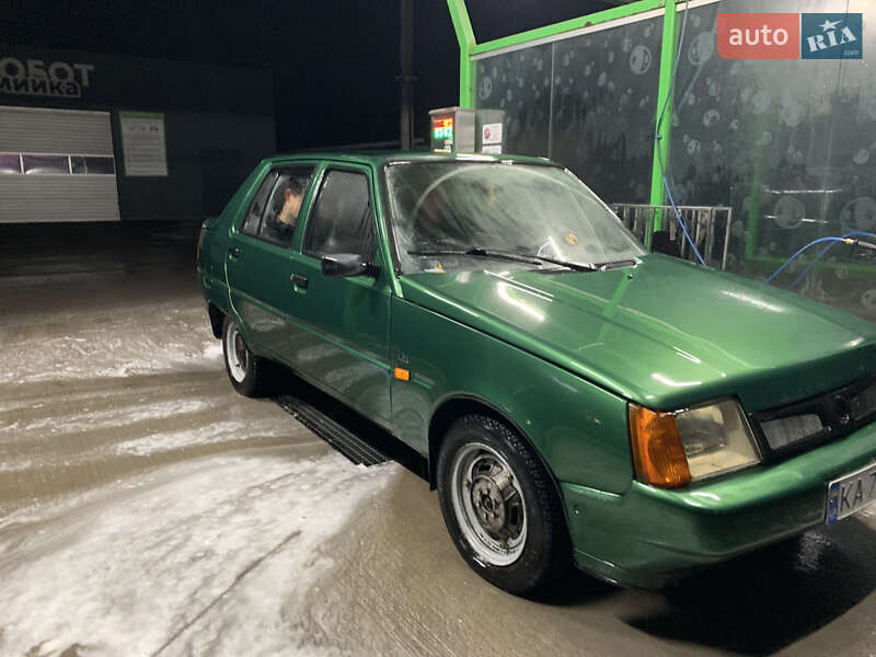 Лифтбек ЗАЗ 1103 Славута 2003 в Богуславе фото 3 Лифтбек ЗАЗ 1103 Славута 2003 в Богуславе