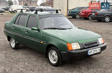 Лифтбек ЗАЗ 1103 Славута 2003 в Запорожье