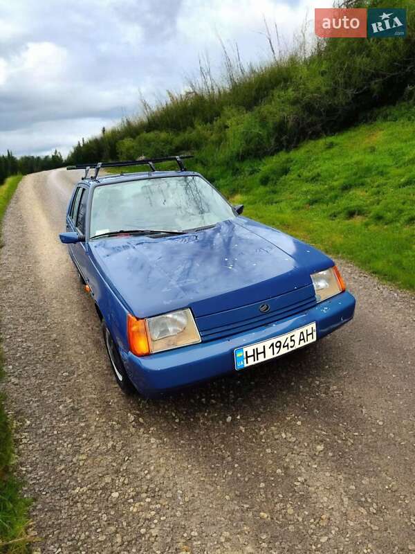 Лифтбек ЗАЗ 1103 Славута 2004 в Одессе