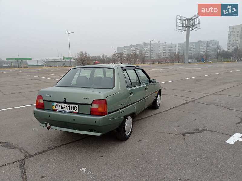 Лифтбек ЗАЗ 1103 Славута 2009 в Запорожье