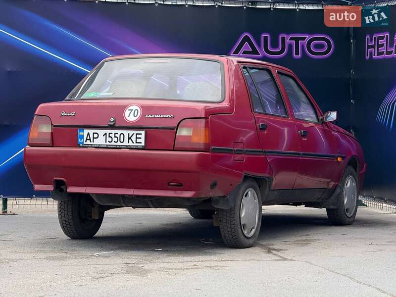 Лифтбек ЗАЗ 1103 Славута 2003 в Запорожье