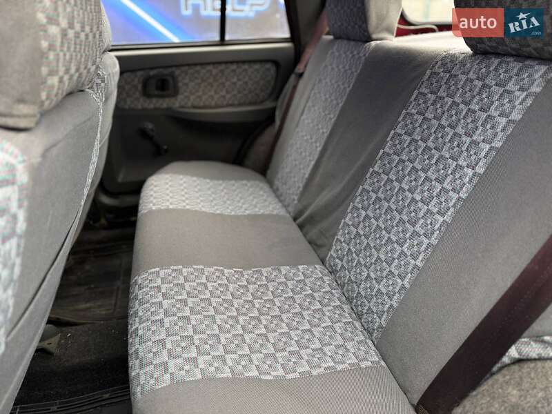 Лифтбек ЗАЗ 1103 Славута 2003 в Запорожье