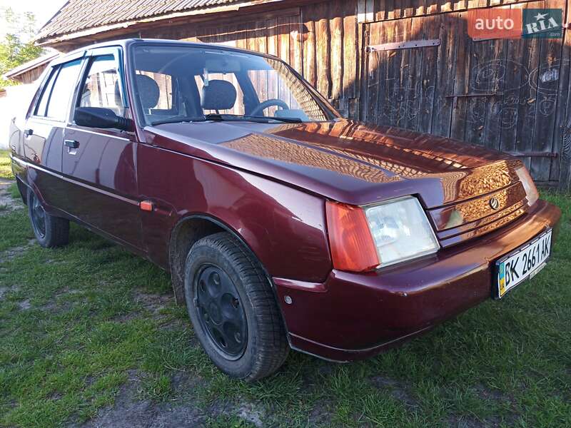 Лифтбек ЗАЗ 1103 Славута 2007 в Дубно