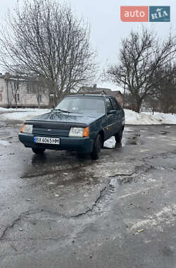 Лифтбек ЗАЗ 1103 Славута 2004 в Остроге