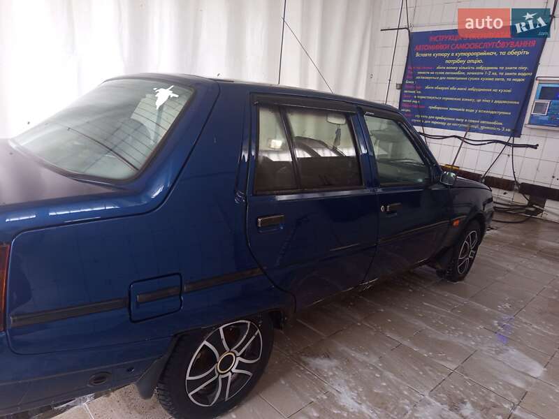 ЗАЗ 1103 Славута 2005 ЗАЗ 1103 Славута 2005