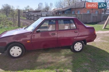 Лифтбек ЗАЗ 1103 Славута 2005 в Котельве