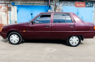 Лифтбек ЗАЗ 1103 Славута 2006 в Запорожье