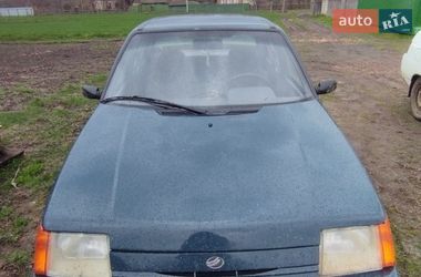 Лифтбек ЗАЗ 1103 Славута 2005 в Гадяче