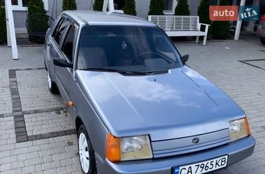 Лифтбек ЗАЗ 1103 Славута 2006 в Первомайске