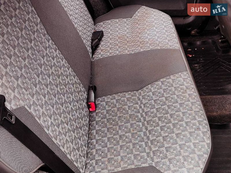 Лифтбек ЗАЗ 1103 Славута 2003 в Светловодске фото 14 Лифтбек ЗАЗ 1103 Славута 2003 в Светловодске