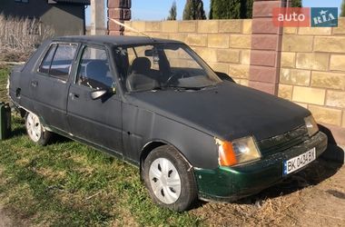 Лифтбек ЗАЗ 1103 Славута 2002 в Ровно