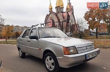 Лифтбек ЗАЗ 1103 Славута 2003 в Днепре