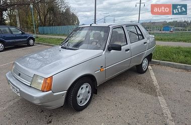 Лифтбек ЗАЗ 1103 Славута 2000 в Полтаве