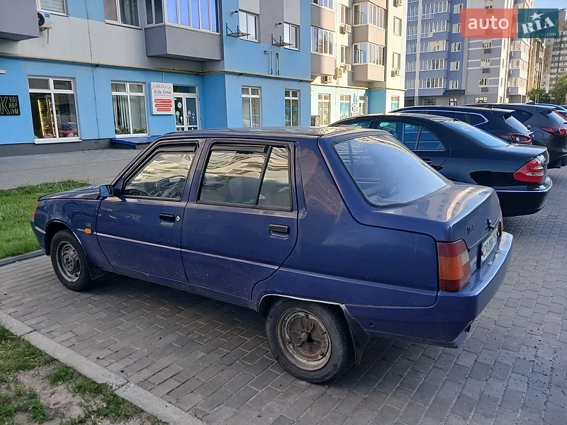 ЗАЗ 1103 Славута