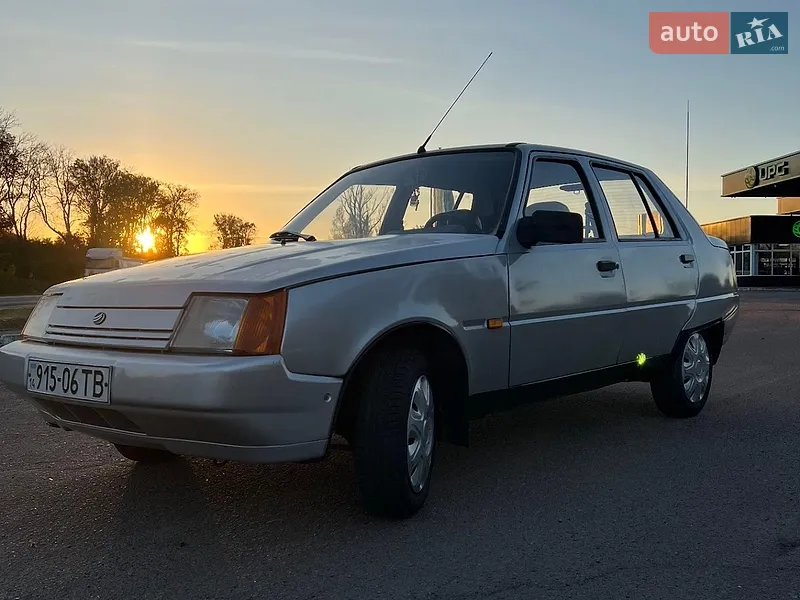 ЗАЗ 1103 Славута 2000