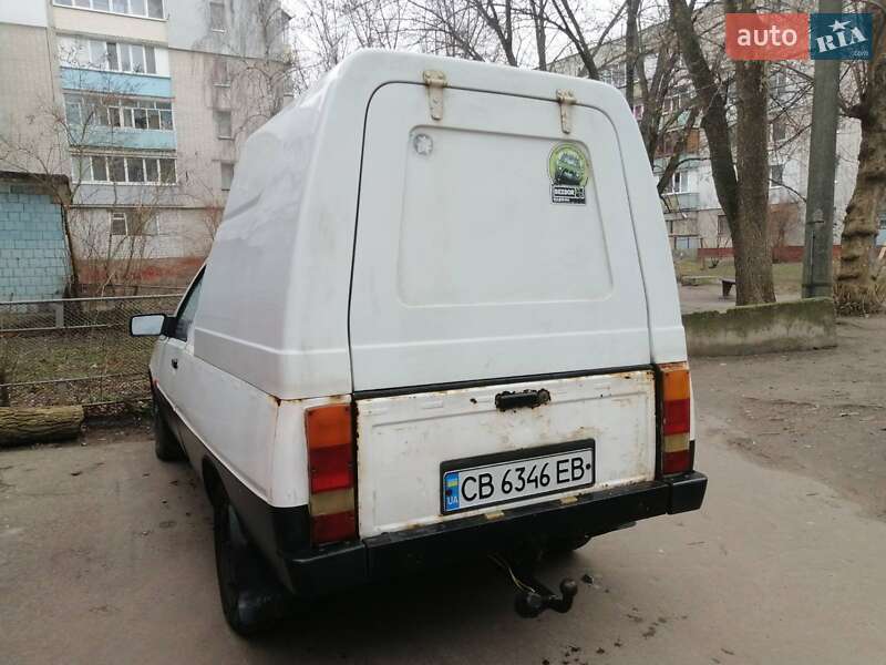 Вантажний фургон ЗАЗ 11055 2004 в Чернігові